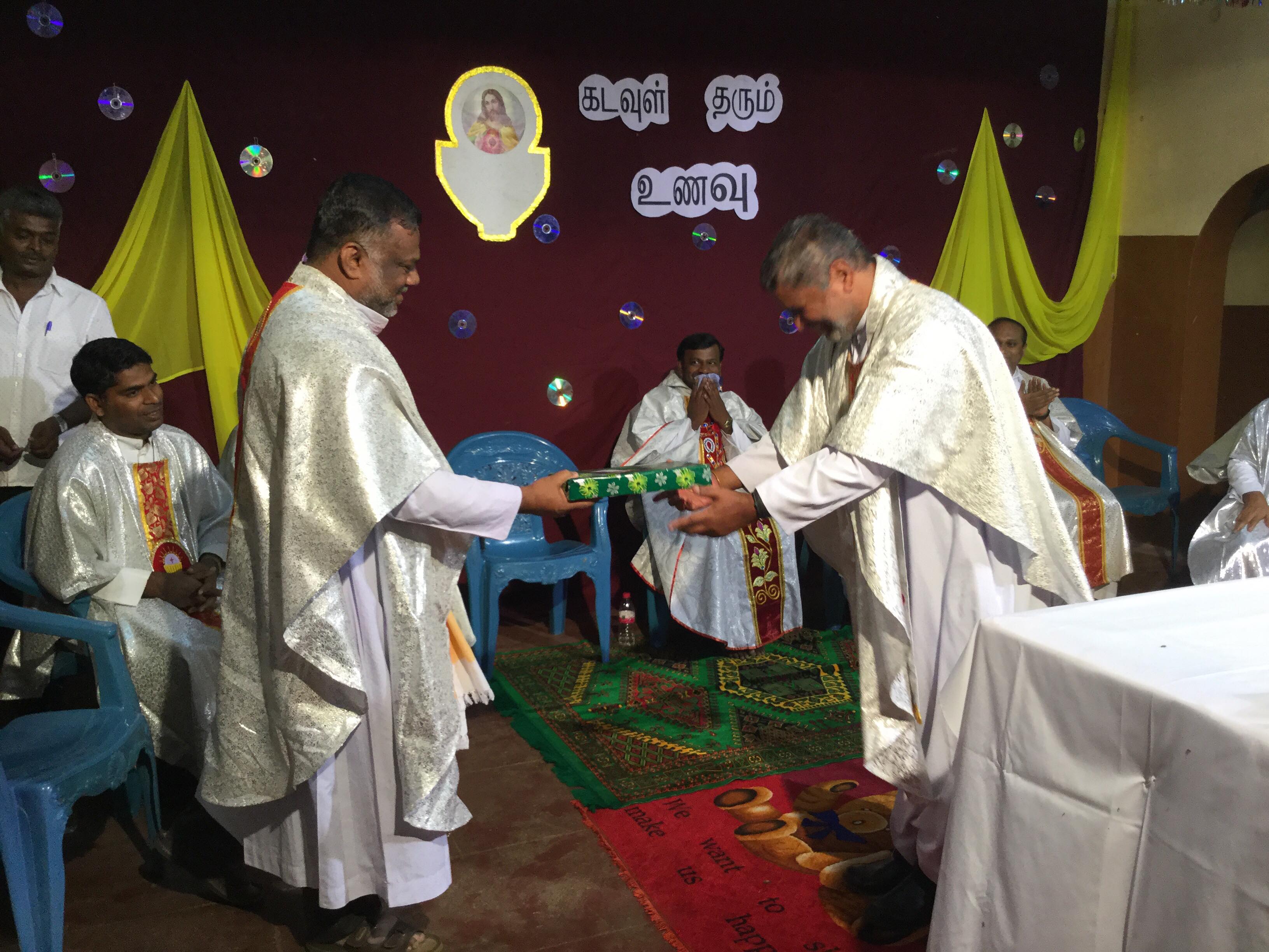 http://www.surandaianthoniyar.com